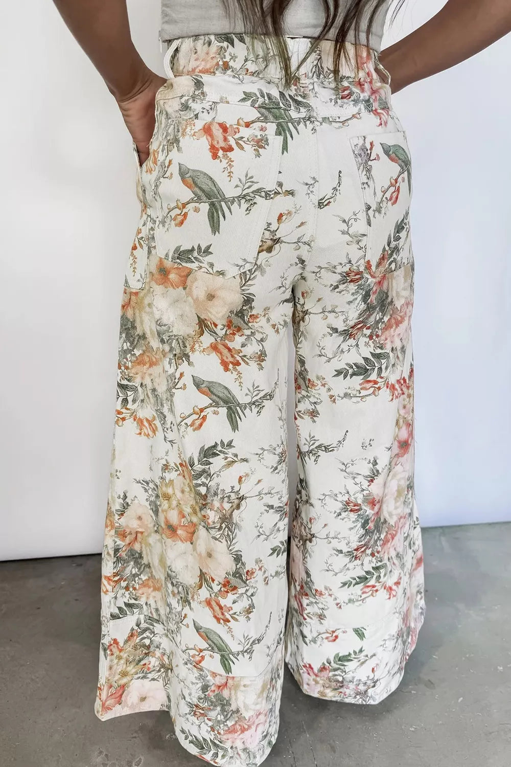 Vintage Style Floral Print High Waist Wide Leg Jeans Secondary image