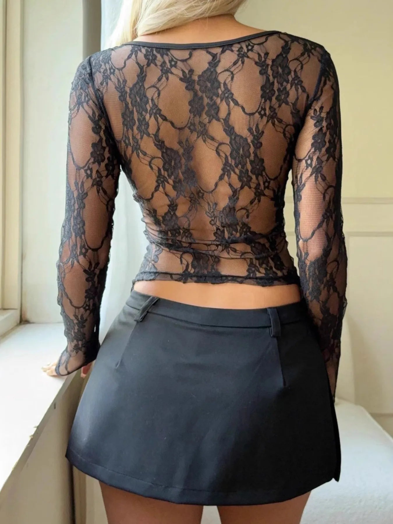 Round Neck Lace Sleeve T-Shirt Secondary image