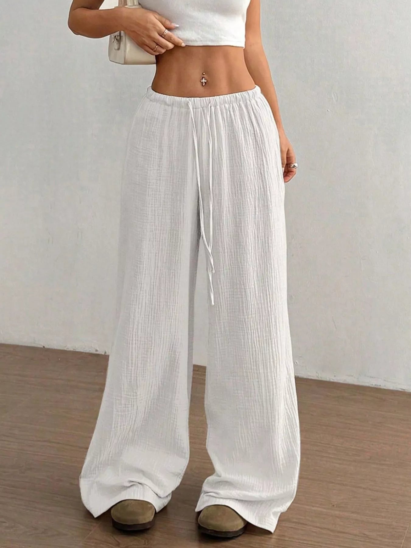 Wide-Leg Drawstring Pants Secondary image