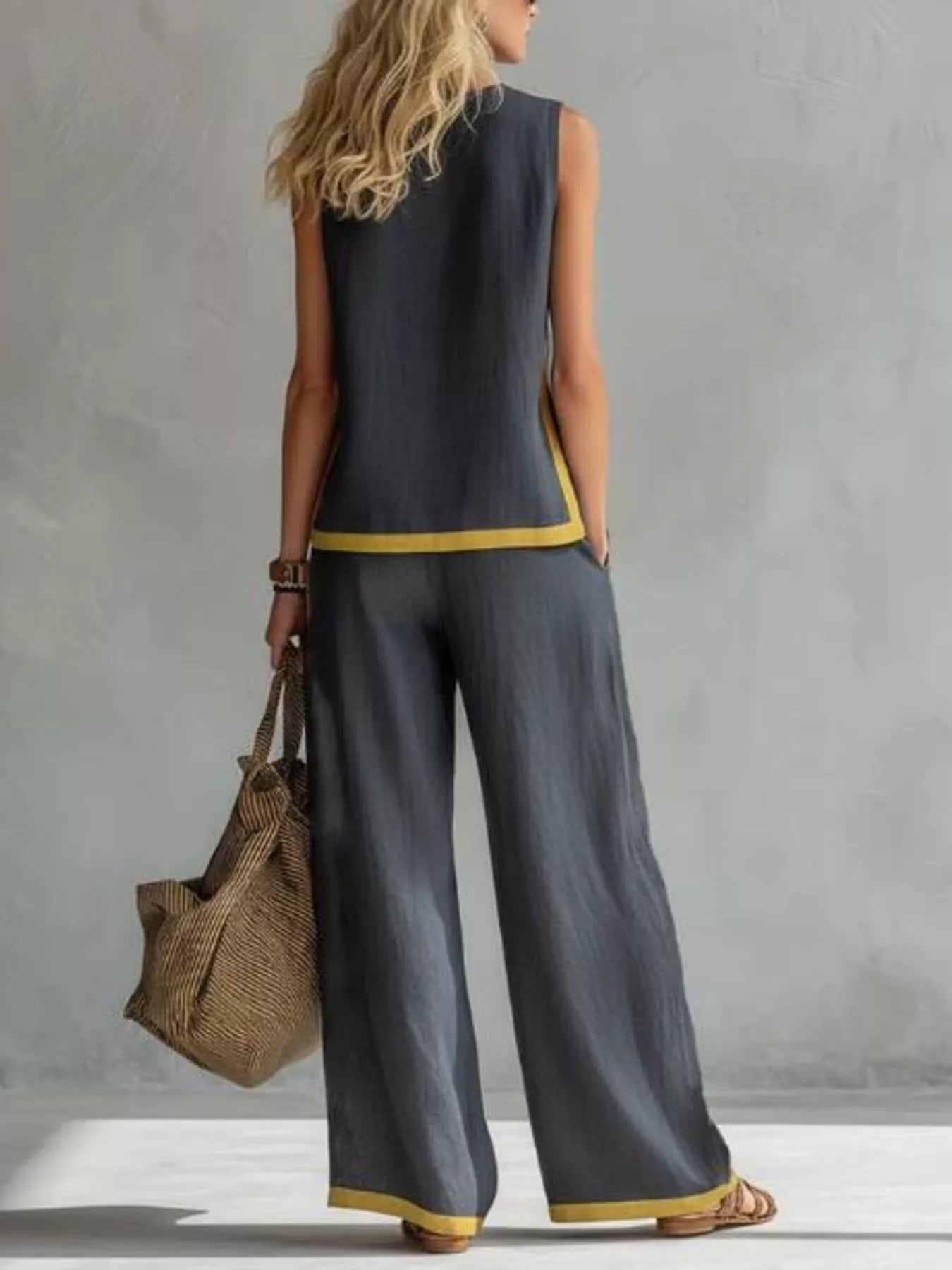 Full Size Contrast Stripe Sleeveless Top & Wide-Leg Pants Set Plus Size Secondary image